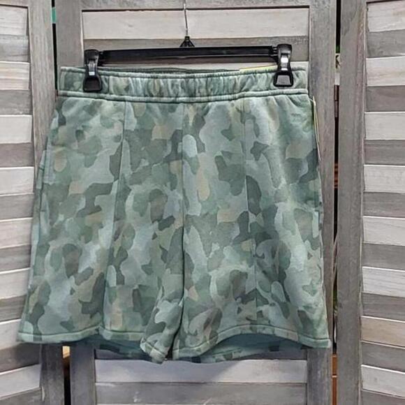 Girls' Fleece Shorts | All in Motion | X Large (14) - Picture 1 of 10